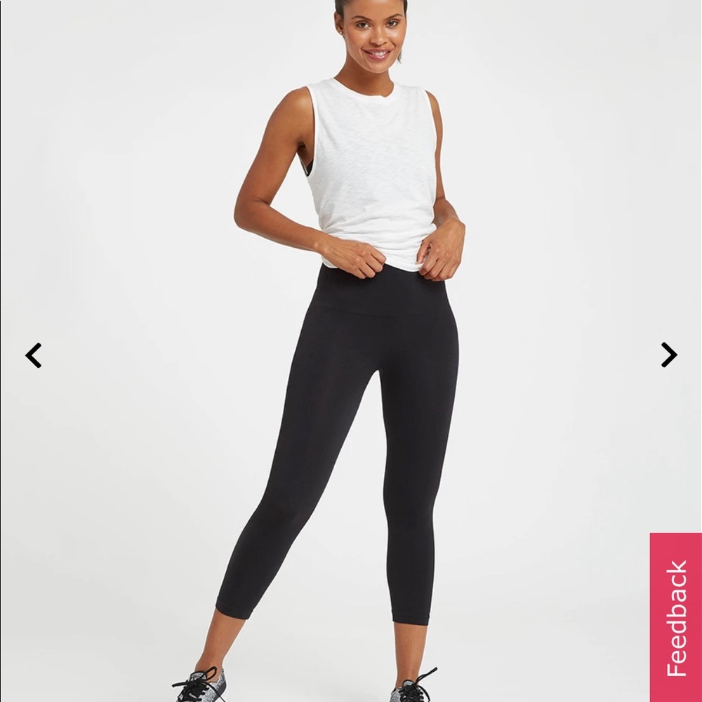 Spanx-Look At Me Now seamless cropped leggings - size M.  NWT